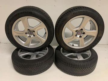 Volvo V70 All season banden winterset 17inch  beschikbaar voor biedingen