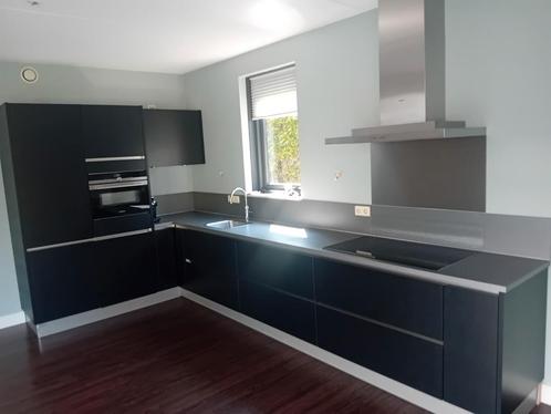 Prachtige zwarte keuken L vorm, Huis en Inrichting, Keuken | Complete keukens, Gebruikt, Hoekkeuken, Ophalen