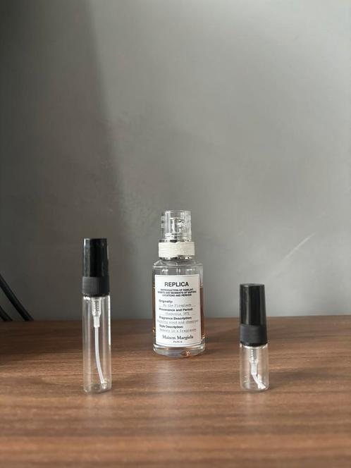 Replica By the fireplace 2ML/5ML Sample - Tester - Decant, Sieraden, Tassen en Uiterlijk, Uiterlijk | Parfum, Nieuw, Ophalen of Verzenden
