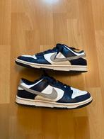 Nike Dunk Low - Blauw/Wit, Kleding | Dames, Schoenen, Ophalen of Verzenden, Gedragen, Blauw, Sneakers of Gympen