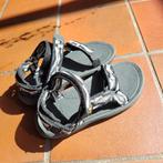 Teva Sandalen Maat 31 - Zo Goed Als Nieuw, Kinderen en Baby's, Kinderkleding | Schoenen en Sokken, Jongen of Meisje, Schoenen