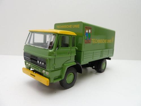 DAF 2300  '' Technische Unie ''  Lion Car  '', Hobby en Vrije tijd, Modelauto's | 1:50, Zo goed als nieuw, Bus of Vrachtwagen