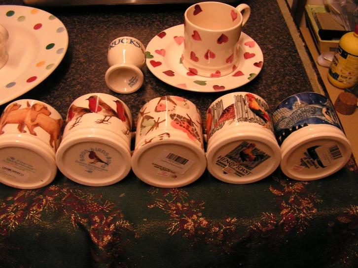 EMMA BRIDGEWATER BABY MUGS EN MEER., Huis en Inrichting, Keuken | Servies, Nieuw, Kop(pen) en/of Schotel(s), Overige stijlen, Aardewerk