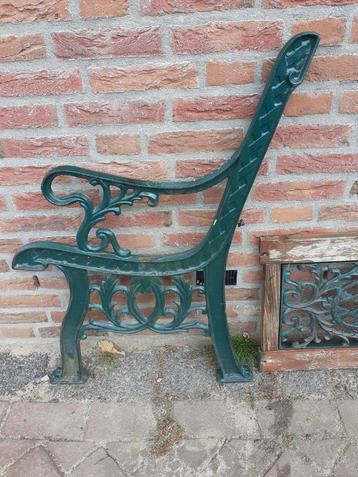Gietijzeren tuinbank delen beschikbaar voor biedingen