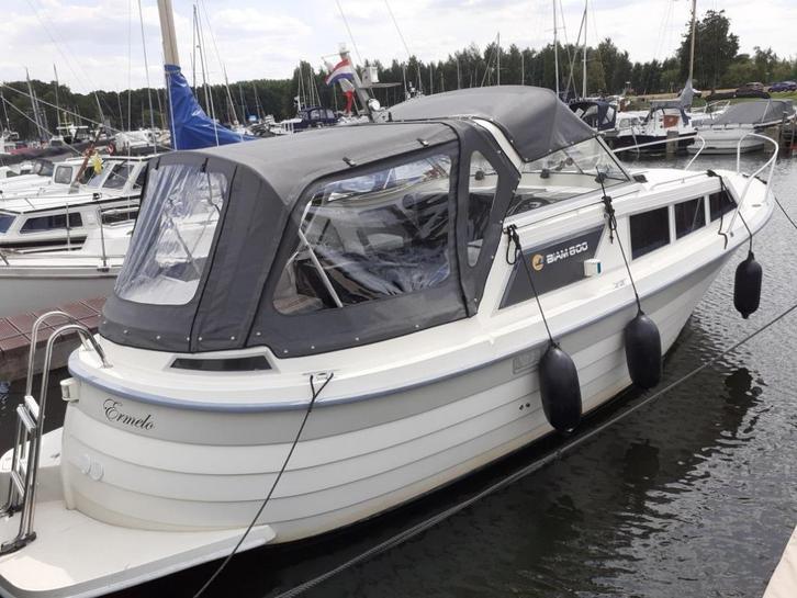 Nu met gratis winter stalling, Watersport en Boten, Motorboten en Motorjachten, Gebruikt, Polyester, 6 tot 9 meter, Diesel, Binnenboordmotor