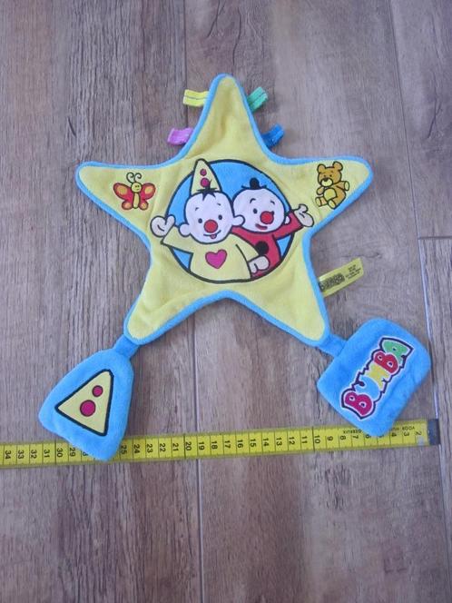 Studio 100 Bumba Bumbaloo ster model knisper-labeldoek, Kinderen en Baby's, Speelgoed | Knuffels en Pluche, Zo goed als nieuw