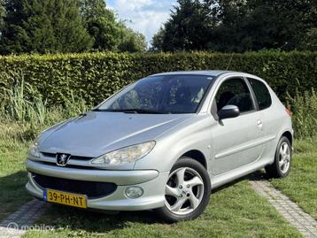 Peugeot 206 1.4-16V XS nieuwe APK! koude airco beschikbaar voor biedingen