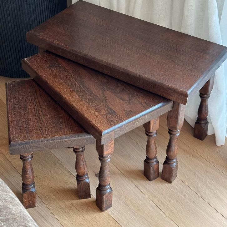 Brutalist nesting tables, Antiek en Kunst, Antiek | Meubels | Tafels, Ophalen