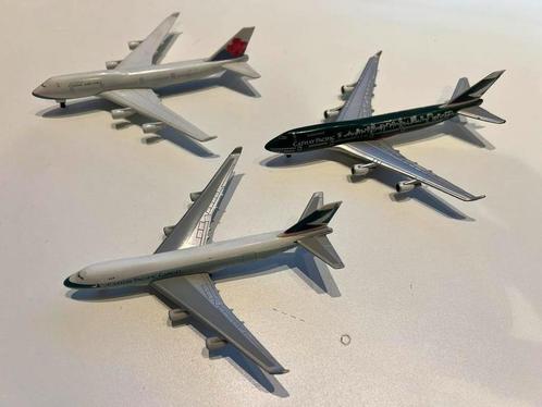 3 stuks Boeing vliegtuigen Herpa Cathay en China Airlines, Verzamelen, Luchtvaart en Vliegtuigspotten, Gebruikt, Kaart, Foto of Prent