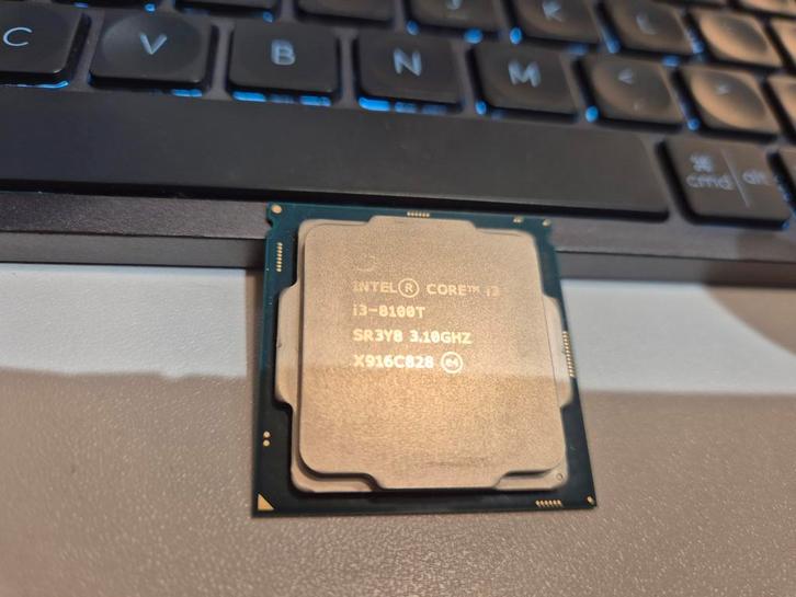 Intel Core i3-8100T Processor, Computers en Software, Processors, Ophalen of Verzenden