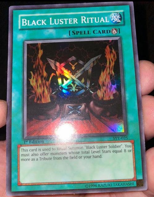 Yu-Gi-Oh! Black Luster Ritual SYE 1st Ed Old US Print !, Hobby en Vrije tijd, Verzamelkaartspellen | Yu-gi-Oh!, Gebruikt, Losse kaart