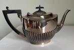 Theepot verzilverd Engels, Antiek en Kunst, Ophalen of Verzenden