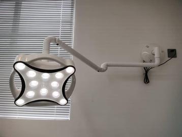 Onderzoekslamp LED nieuw wandbevestiging beschikbaar voor biedingen