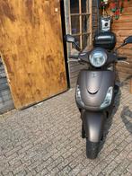Sym fiddle 2 ( 45 km ) 2022, Fietsen en Brommers, Scooters | SYM, Ophalen, Maximaal 45 km/u, Zo goed als nieuw, Benzine