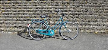 Een Gazelle damesfiets met 5 versnellingen en trommelremmen. beschikbaar voor biedingen