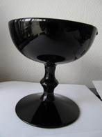 Italian Murano Black and White Champagne Coupes Carlo More, Ophalen