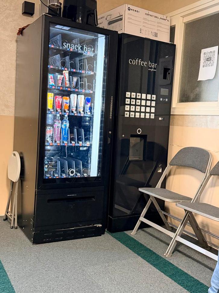 Koffiemachine & Snackbar machine - Horeca, Zakelijke goederen, Horeca | Keukenapparatuur, Koffie en Espresso, Gebruikt, Ophalen of Verzenden