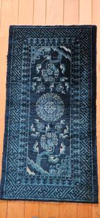 19e eeuws Chinees kleed / tapijt, mooie blauwtinten, Gebruikt, 100 tot 150 cm, Blauw, Chinees