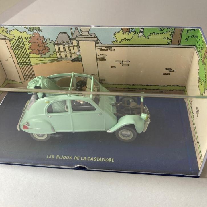Citroën 2CV uit Kuifje Castafiore 1:43, Hobby en Vrije tijd, Modelauto's | 1:43, Nieuw, Auto, Overige merken, Ophalen of Verzenden