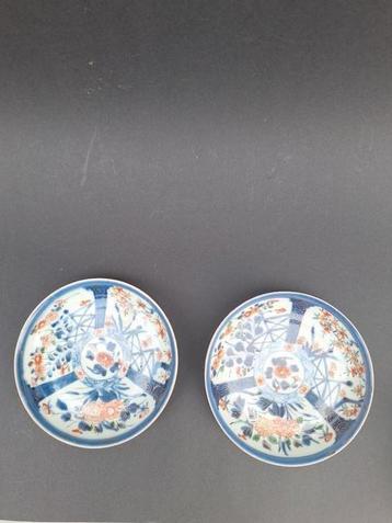 18e Arita  Japans porselein schoteltjes 2x  beschikbaar voor biedingen