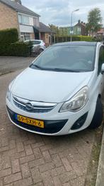 Opel Corsa 1.2 16V LPG 3D 2011 Wit, Auto's, Origineel Nederlands, Te koop, 5 stoelen, Hatchback