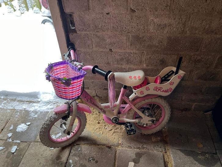 Meisjesfiets 12 inch, Fietsen en Brommers, Fietsen | Kinderfietsjes, Zo goed als nieuw, Minder dan 16 inch, Zijwieltjes, Ophalen