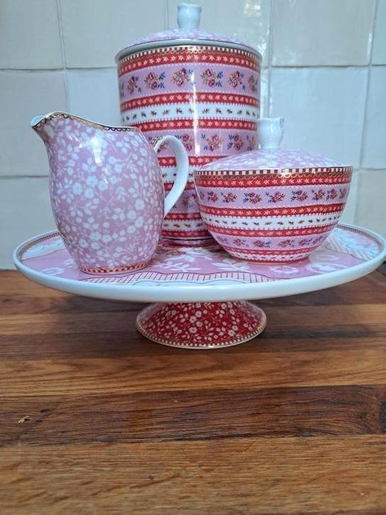 Pip servies, Huis en Inrichting, Woonaccessoires | Vazen, Zo goed als nieuw, Overige kleuren, Minder dan 50 cm, Aardewerk of Porselein