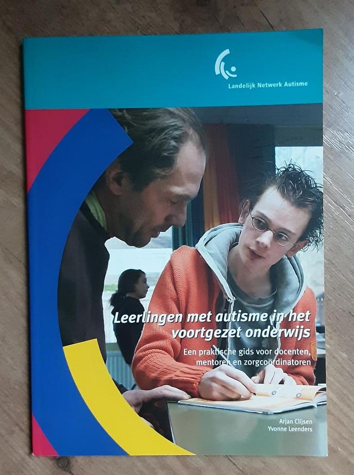 Leerlingen met autisme in het voortgezet onderwijs, Boeken, Advies, Hulp en Training, Gelezen, Ophalen of Verzenden