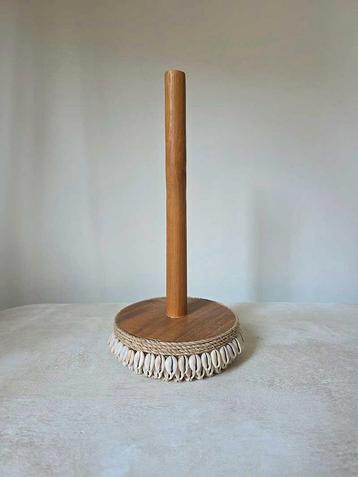 Boho keukenrolhouder met schelpen 2 uit Bali  beschikbaar voor biedingen
