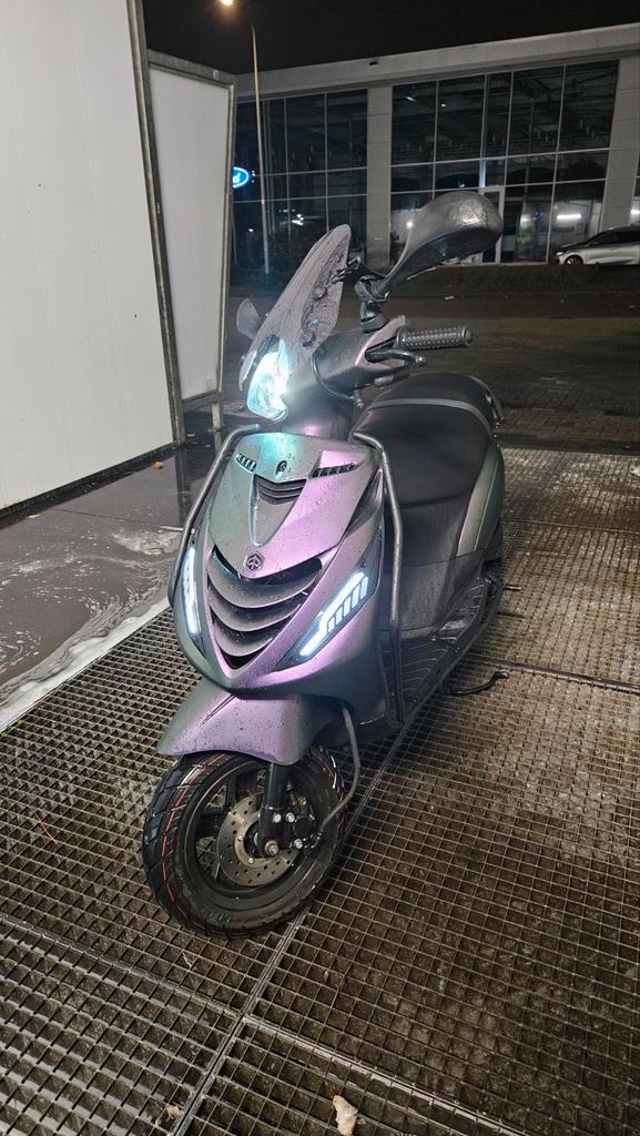 Piaggio Zip SP 2015 - E4 50cc, Fietsen en Brommers, Scooters | Piaggio, Overige modellen, Benzine, Ophalen