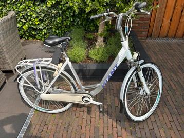 Giant damesfiets framemaat L beschikbaar voor biedingen