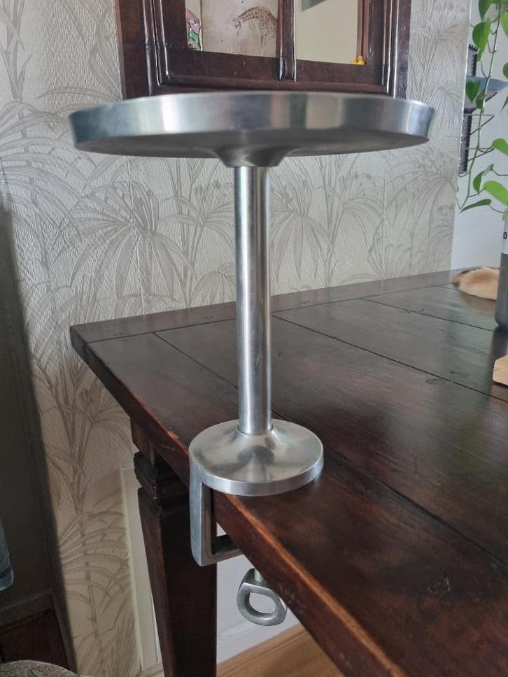 Riviera Maison Side Table - Etagiare., Huis en Inrichting, Woonaccessoires | Krantenbakken en Lectuurbakken, Zo goed als nieuw