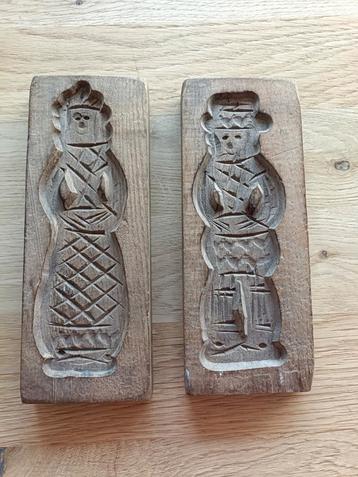 2 HOUTEN SPECULAASPLANKJES beschikbaar voor biedingen