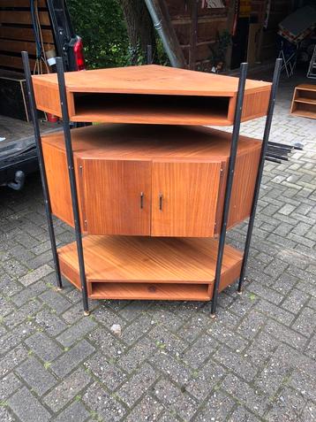 Simpla Lux hoekkast teak fineer jaren 60 beschikbaar voor biedingen