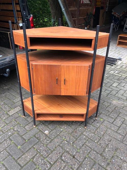 Simpla Lux hoekkast teak fineer jaren 60, Huis en Inrichting, Kasten | Overige, Gebruikt, Ophalen of Verzenden