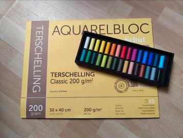 Aquarelbloc en krijt beschikbaar voor biedingen