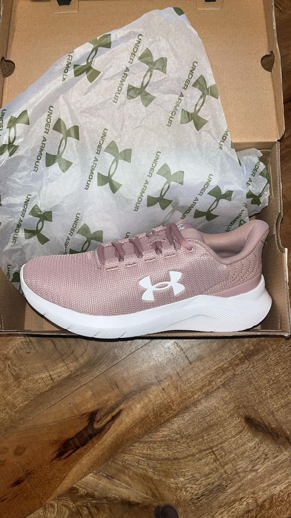 Dames Under Armour Sneakers, Nieuw, Ophalen of Verzenden, Sneakers of Gympen, Roze