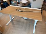 Ikea bureau mittzon, Huis en Inrichting, Bureaus, Ophalen, Elektrisch, Zo goed als nieuw