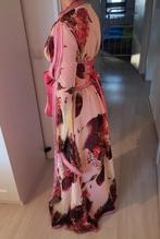 Prachtige Takchita - Feestelijke Jurk (te huur), Maat 38/40 (M), Ophalen of Verzenden, Roze, Onder de knie