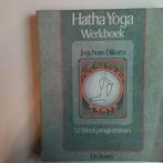 Hatha  Yoga werkboek, Ophalen of Verzenden, Gelezen, Meditatie of Yoga, Instructieboek