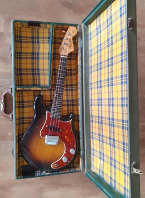 Fender Mandocaster Mandoline 1960 Nieuwstaat, Muziek en Instrumenten, Snaarinstrumenten | Mandolines, Zo goed als nieuw, Ophalen