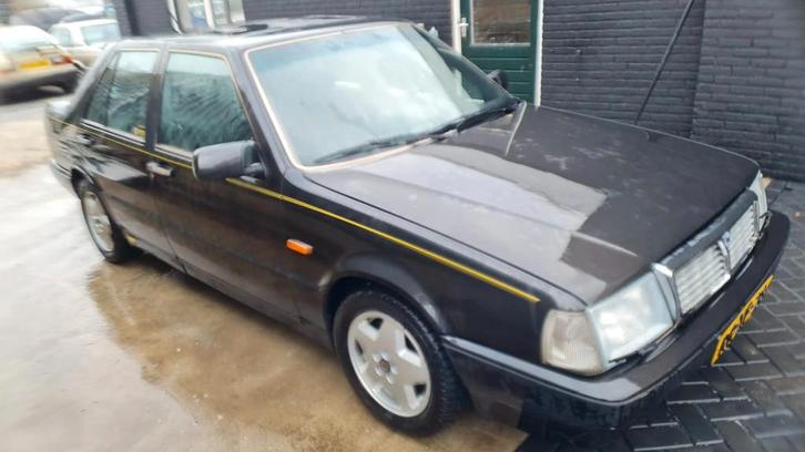 Lancia Thema 8.32 Ferrari bj 1988 deze 8.32 heeft ruim 25 ja, Auto's, Oldtimers, Bedrijf, Te koop, ABS, Airconditioning, Centrale vergrendeling