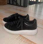 Alexander mcqueens suede zwart, maat 40, Zwart, Ophalen of Verzenden, Sneakers of Gympen, Zo goed als nieuw