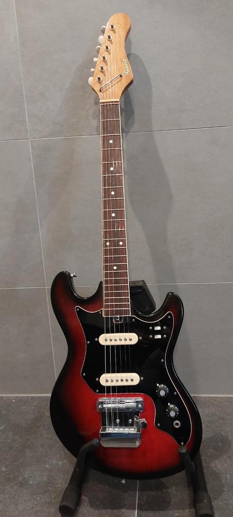 Vintage Gracia stratocaster (Teisco) Japan, Muziek en Instrumenten, Snaarinstrumenten | Gitaren | Elektrisch, Gebruikt, Solid body