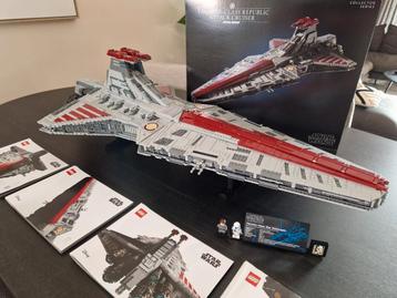 Lego UCS Venator 75367 100% compleet