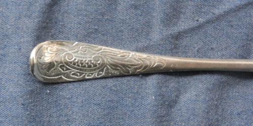 Fraai gegraveerd confiture vorkje Haarlem A. Hoogland 1781, Antiek en Kunst, Antiek | Goud en Zilver, Zilver, Ophalen of Verzenden