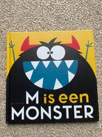 M is een monster - Tijn Snoodijk, Boeken, Ophalen of Verzenden, Zo goed als nieuw, Fictie algemeen