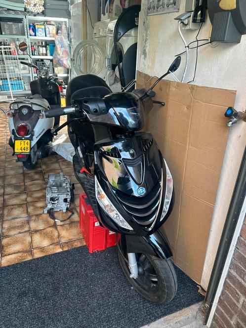 Zip project, Fietsen en Brommers, Scooters | Piaggio, Zo goed als nieuw, Zip, Ophalen of Verzenden