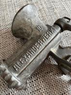 Vleesmolen Alexanderwerk vintage jaren 60, Antiek en Kunst, Antiek | Keukenbenodigdheden, Ophalen of Verzenden