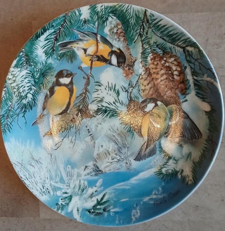 Decoratief bord met vogels in winterlandschap, Antiek en Kunst, Antiek | Wandborden en Tegels, Ophalen of Verzenden